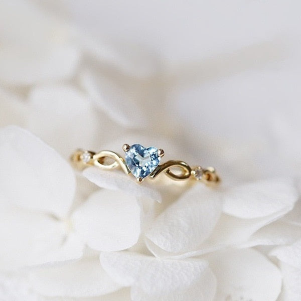 New Trendy Crystal  Engagement Claws Design Hot Sale Rings For Women AAA White Zircon Cubic elegant rings Female Wedding Jewelry